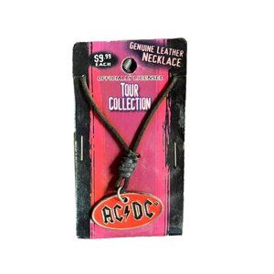 GENIUNE RARE 2006, OFFICIALLY LICENSED, AC/DC TOUR COLLECTION NECKLACE